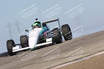 media/Oct-26-2025-CalClub SCCA (Sun) [[8ce1e69566]]/Group 3/Grapevine/